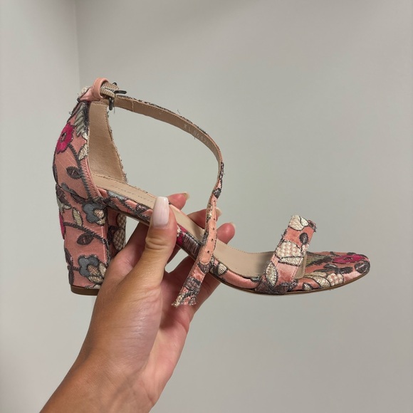 Stuart Weitzman Heels - Picture 6 of 11